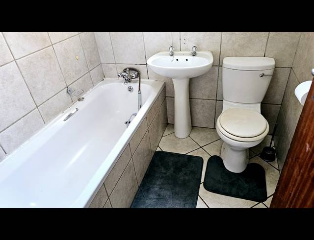 3 BEDROOM SECTIONAL TITLE FOR SALE IN SAFARI GARDENS